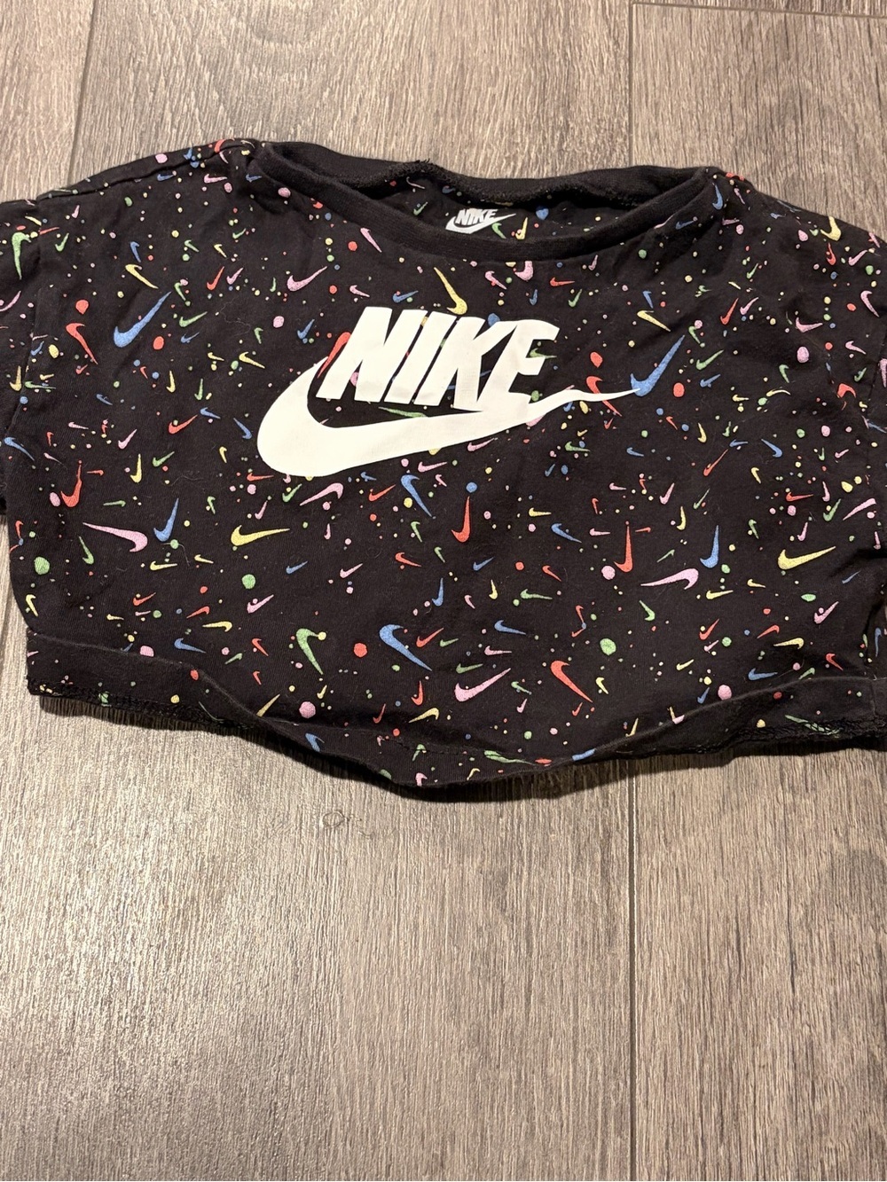 Nike Girls Size 12m Black Crop Tee with Multicolor Swoosh Print